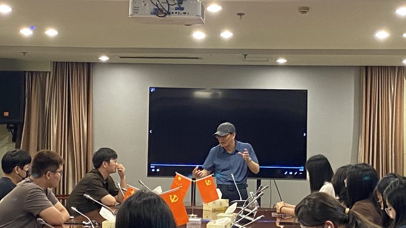 品牌设计风格：解析其优缺点，助力企业形象塑造
